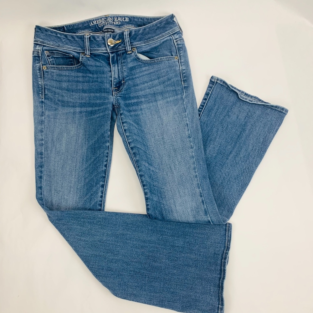 American Eagle Womens Jeans 6 Short Blue Kick Boot Super Stretch